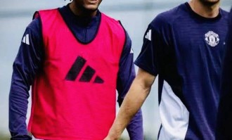 曼联战富勒姆一人伤愈复出！卡里克官宣多古伤情，德里赫特仍缺阵