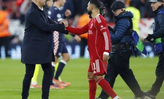 天空体育：阿森纳击败曼联，扩大领先优势，曼城维拉均落败