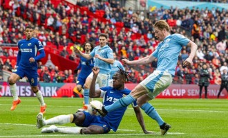 回顾：感谢抽象的雅克松！足总杯疲惫曼城艰难淘汰蓝军，瓜帅目标双冠王