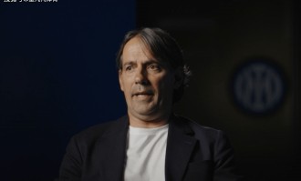 企图说服父母提升信心：国米球迷为了让小因继续执教，真的是拼了