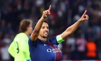 欧冠一场4:0启动了一个新的课题——欧洲足球史上，至今还没出现过卫冕三冠王的球队